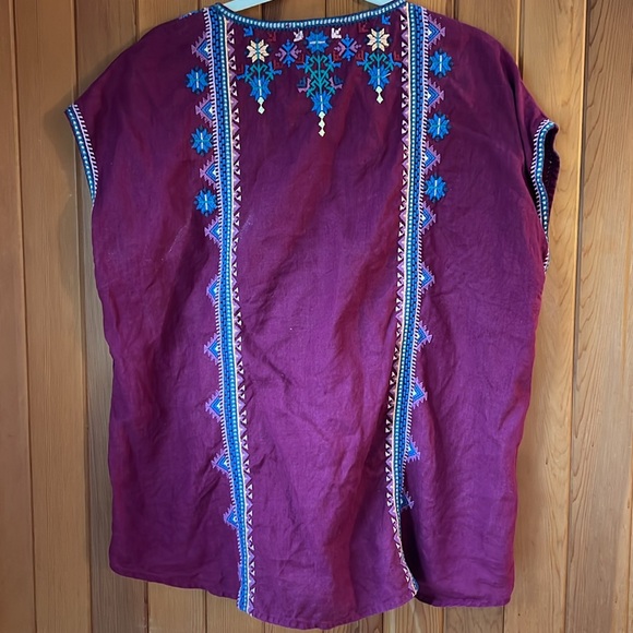 Johnny Was LA V-neck embroidered  top in grape size xl - Picture 4 of 6